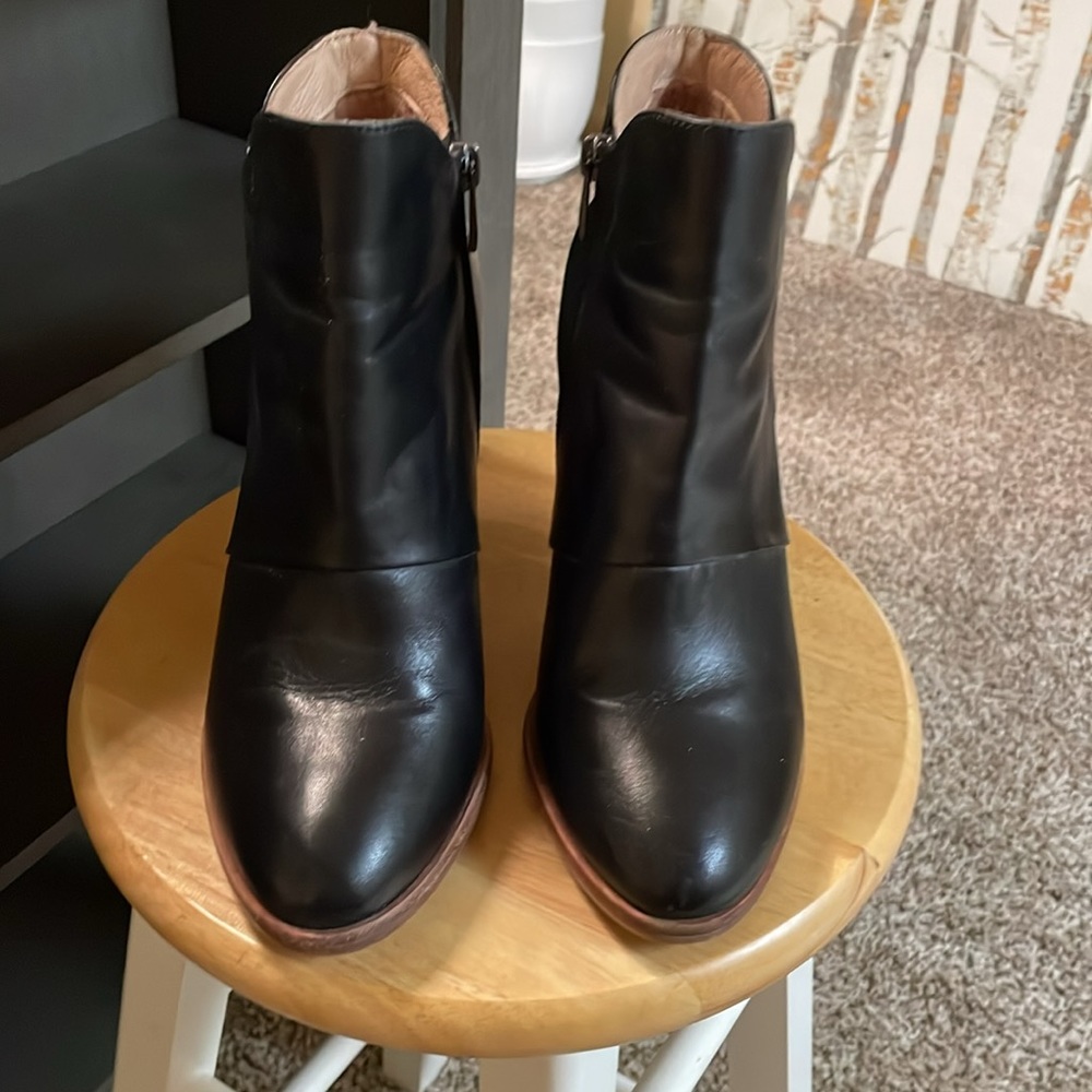 HALOGEN genuine leather booties - Picture 7 of 9